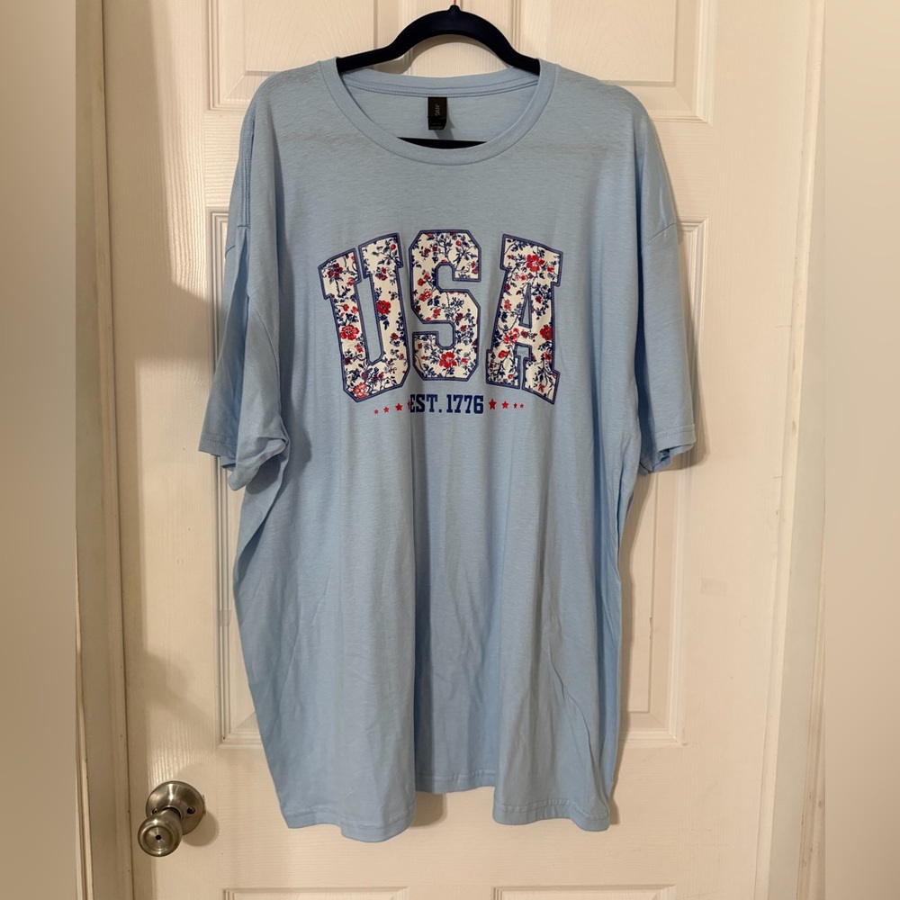 Gildan Sky Blue USA Floral Graphic Tee